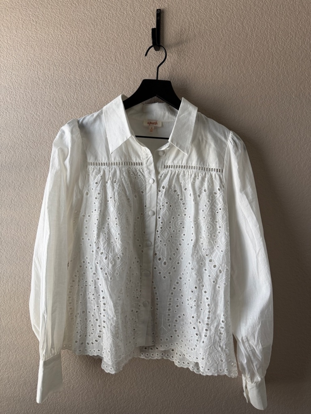 A peach (vici) White Eyelet Button-Front Collared Blouse